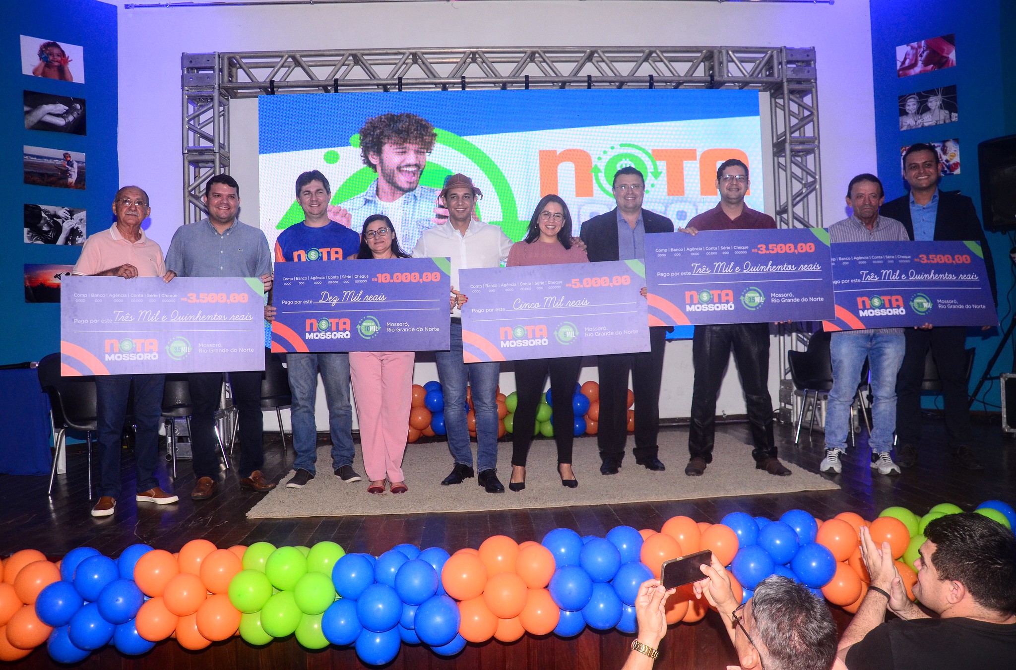 Prefeitura entrega premiação a ganhadores do quarto sorteio do programa "Nota Mossoró"