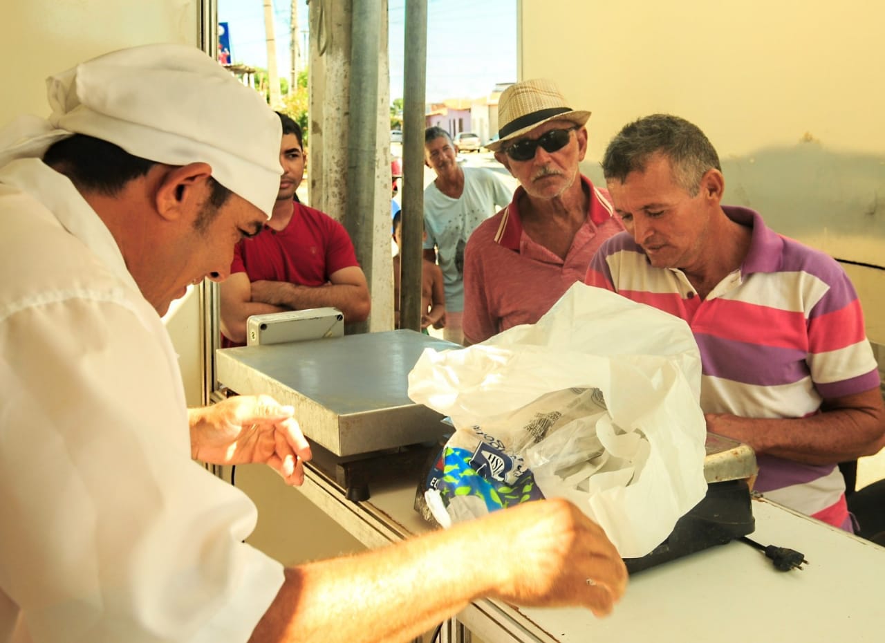 Prefeitura de Mossoró garante 22 toneladas de pescado com preço acessível na Semana Santa