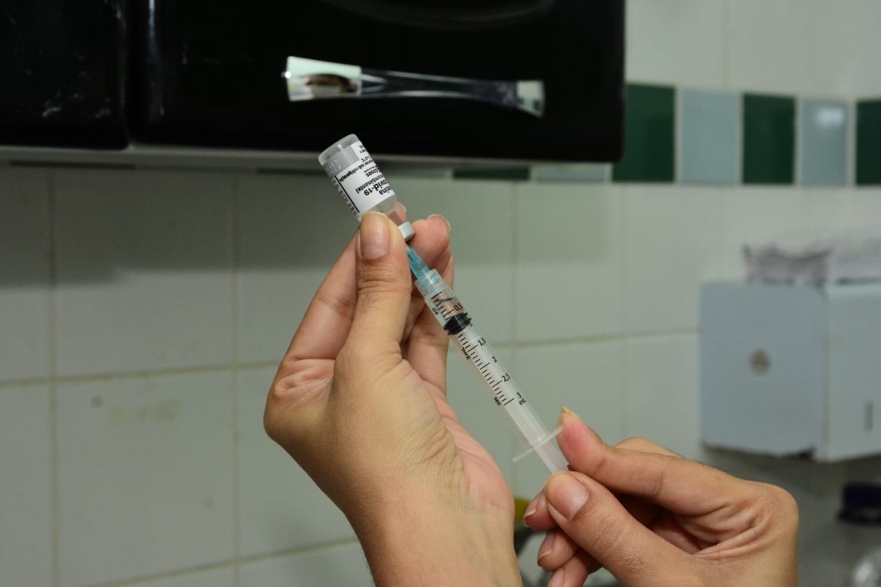 Mossoró Vacina imuniza idosos de 60 anos ou mais; zona rural será atendida a partir desta segunda-feira