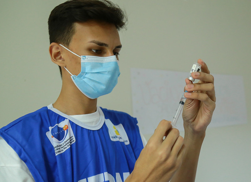 "Mossoró Vacina" retoma ponto extra na Faculdade de Enfermagem da UERN
