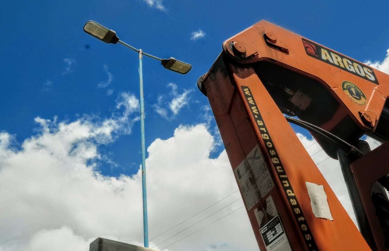Rua Prudente de Morais recebe tecnologia das lâmpadas de LED