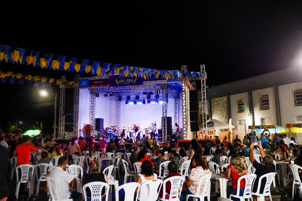 Última noite de shows no polo São João teve Roberto Cantor. Foto: Lucas Bulcão (SECOM/PMM)
