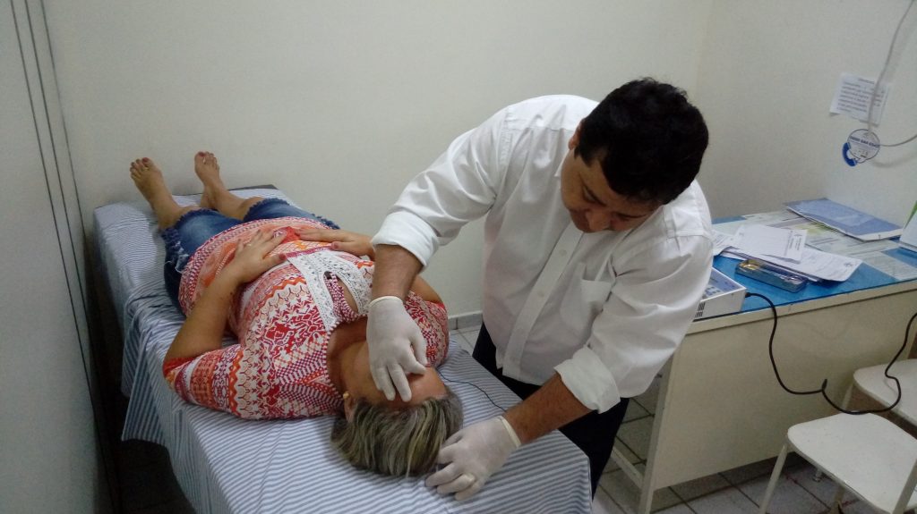 Secretaria de Saúde oferta serviço de acupuntura gratuitamente aos mossoroenses