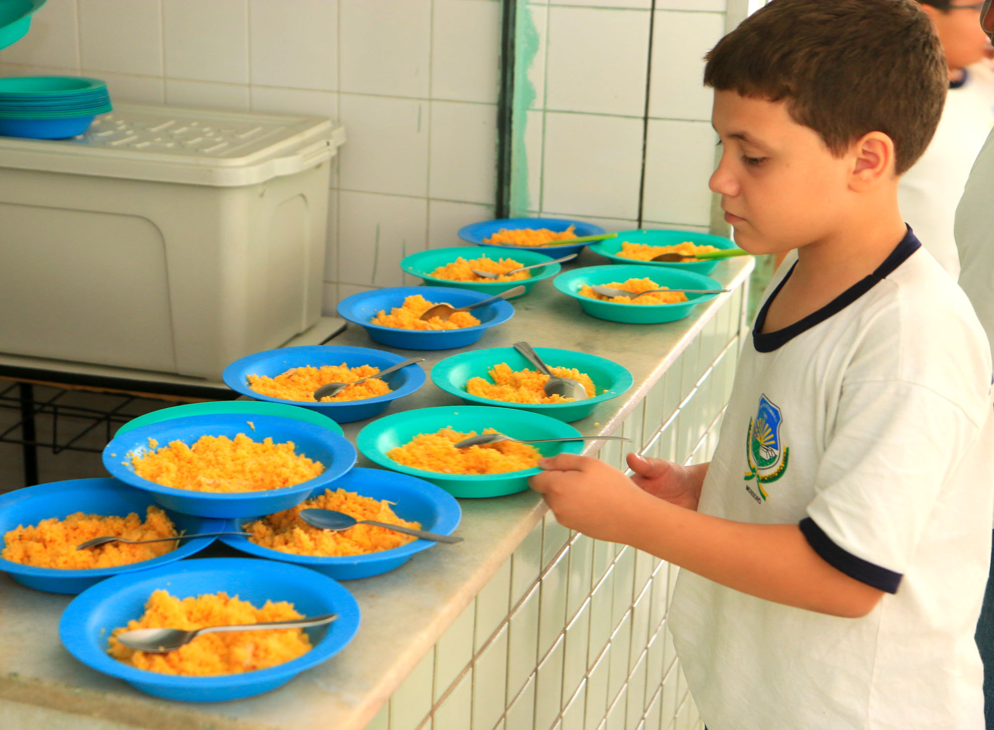 Saúde realiza capacitação em educação alimentar, nutricional e práticas corporais para combater obesidade infantil