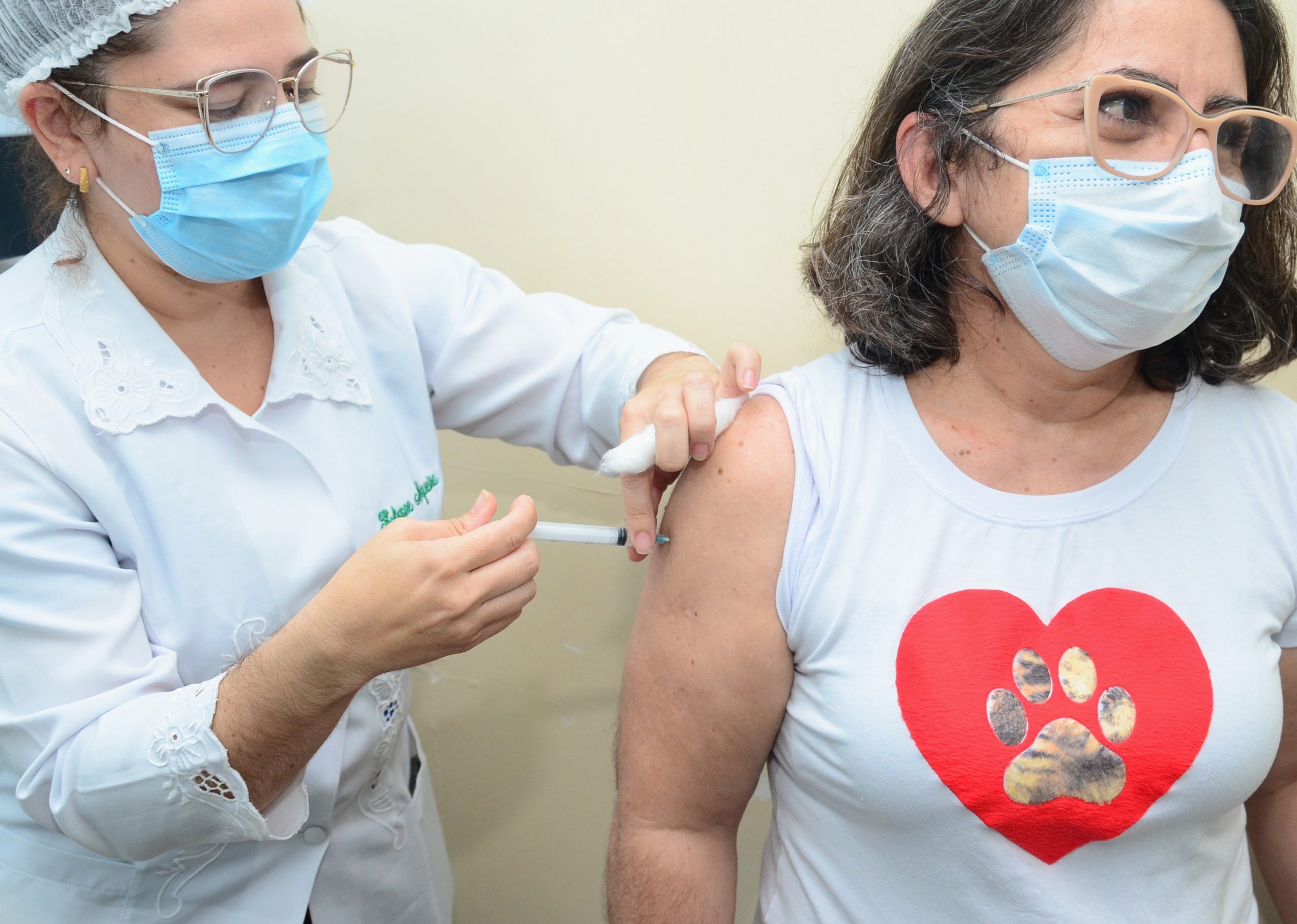Vacinação dos idosos acima de 75 anos começa nesta sexta-feira, 05